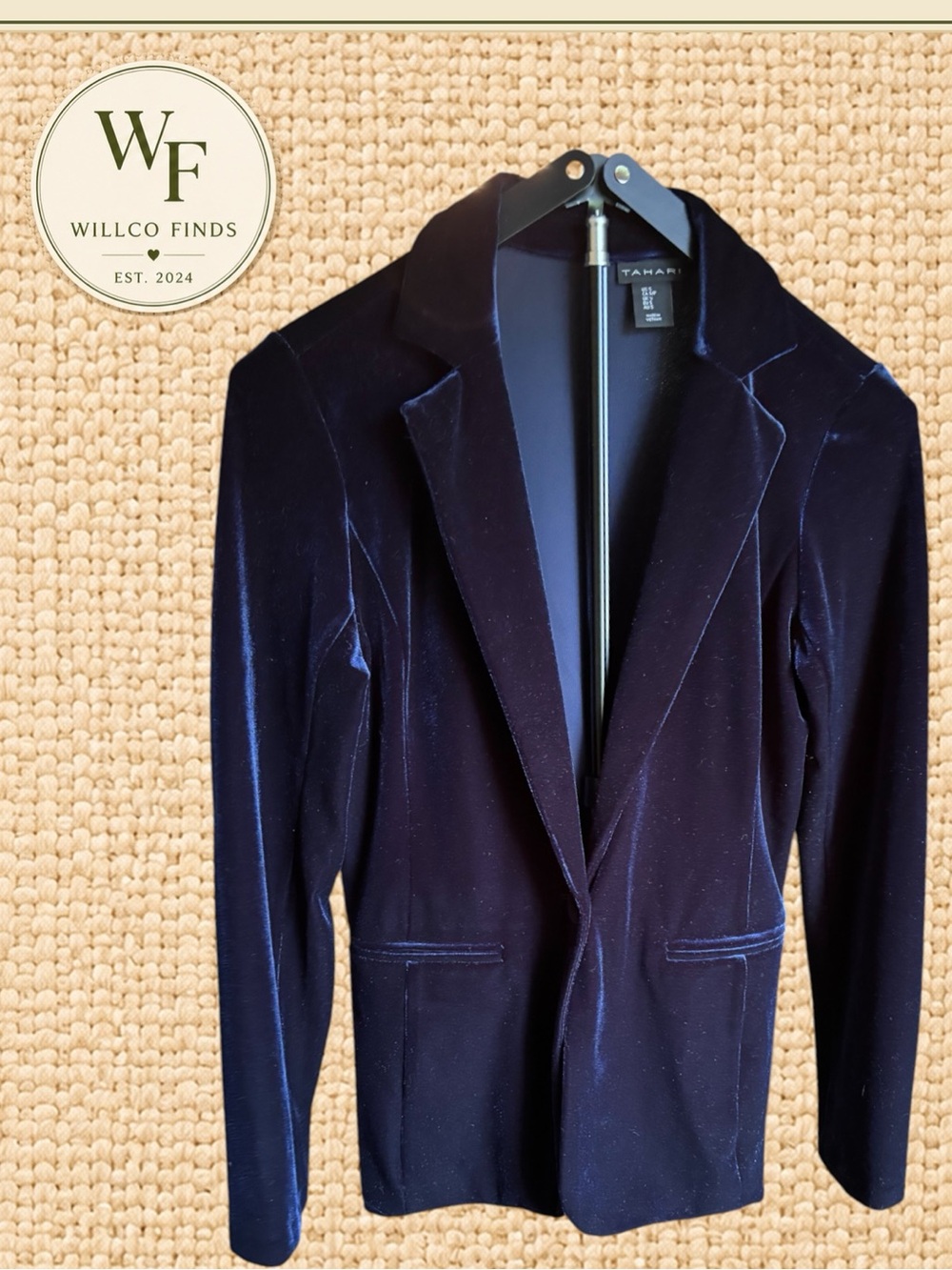 Tahari Velvet Blazer Women’s Small Dark Navy Blue One Button Tailored Jacket